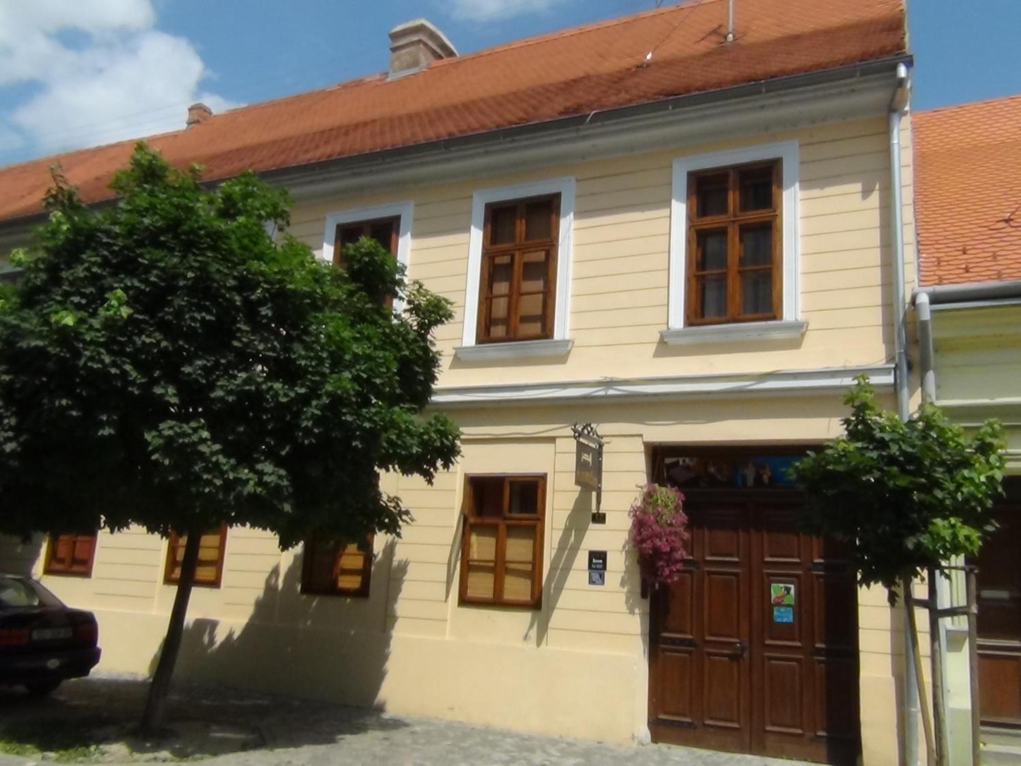 Maksimilian Osijek住宿加早餐旅馆 外观 照片